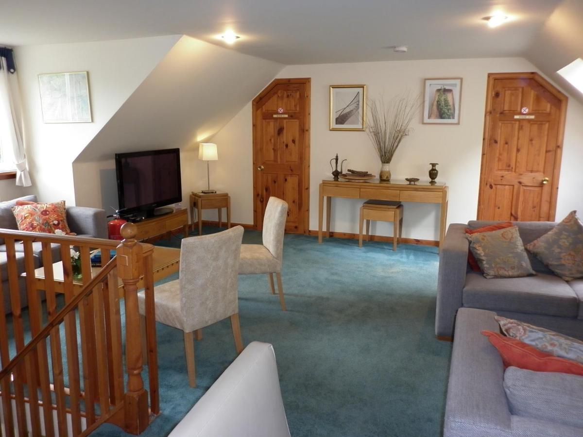 كريانلاريش Ardlochay Lodge المظهر الخارجي الصورة
